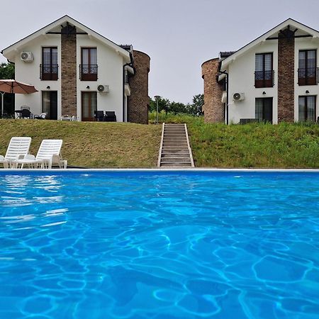 Crown House Aparthotel Vrnjacka Banja Ngoại thất bức ảnh