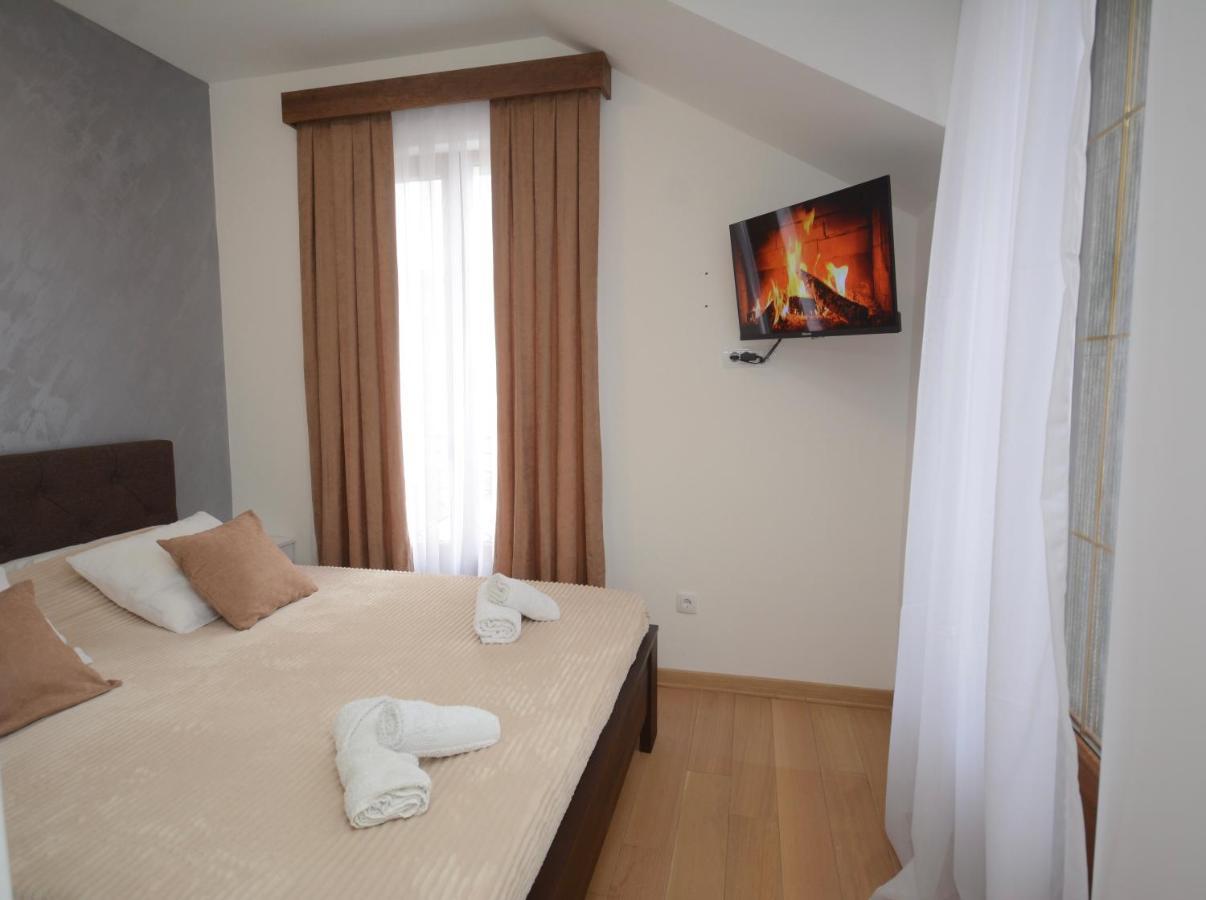 Crown House Aparthotel Vrnjacka Banja Ngoại thất bức ảnh